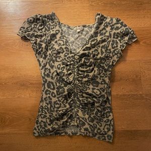 Ultra flirt Size L leopard print top